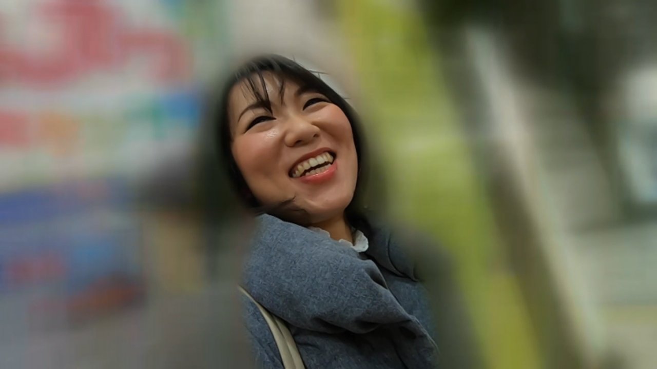 【人妻】「絶対に内緒にして下さいね？」魔が差したご近所妻[12] gallery photo 1