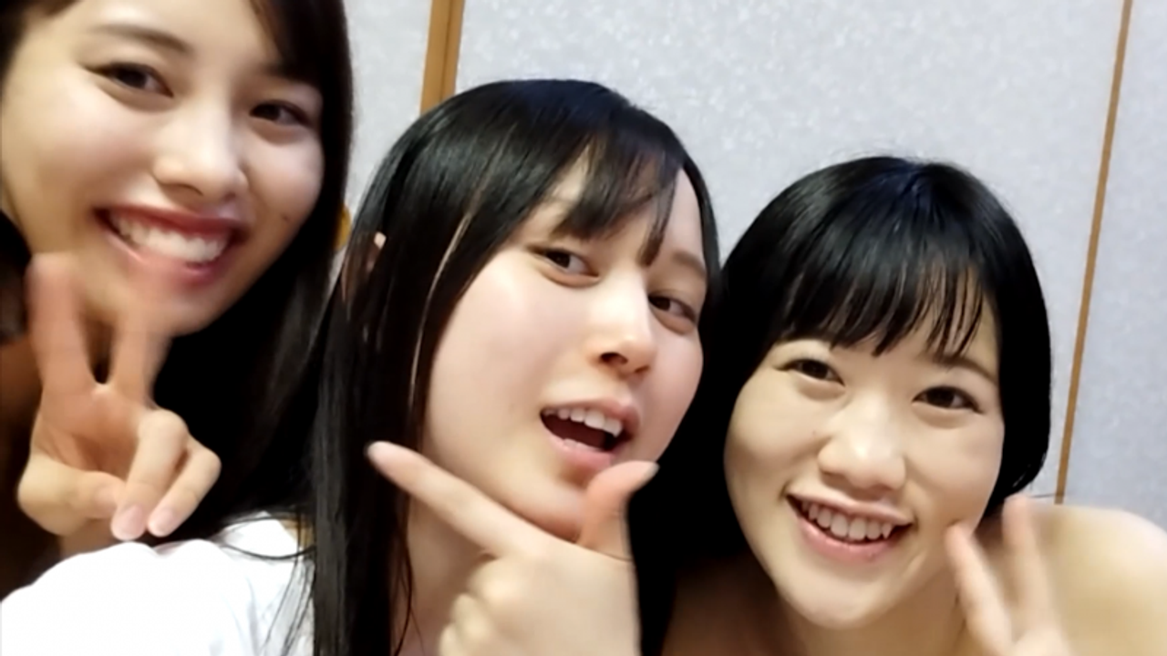 【素人投稿】女だけの空間で油断しきった女たち(お風呂・大部屋での着替え映像など♥) gallery photo 5