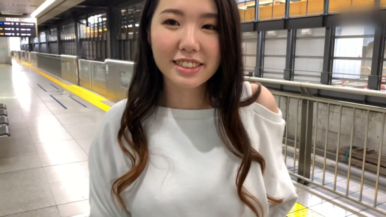 【素人個撮】SEXするためにはるばる地方から上京してきてくれた性欲満点美女♥［２］ gallery photo 1