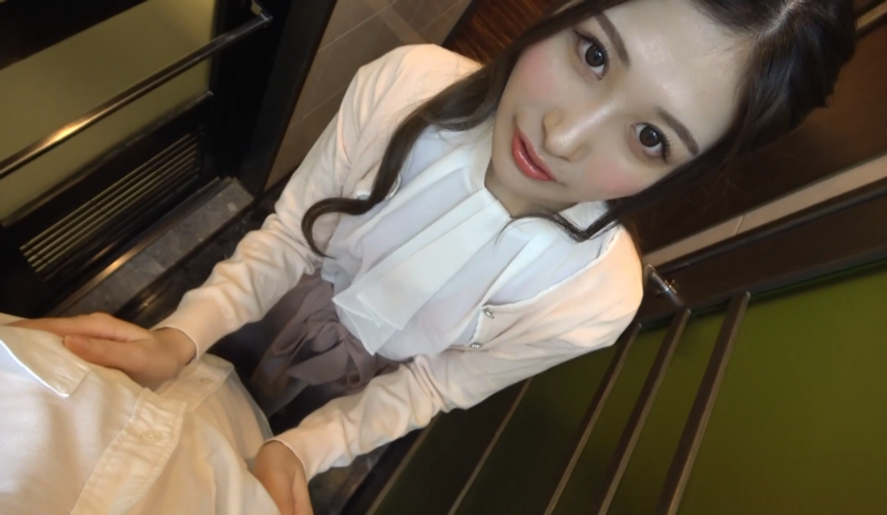 【個人撮影・素人音大生】清楚な音大生に肉尺八吹かせて中出し!! gallery photo 4