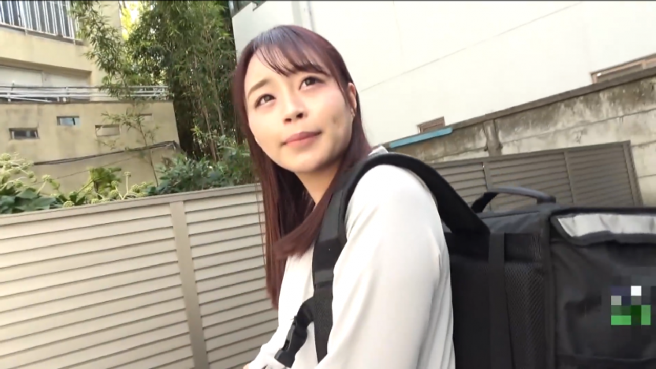 激カワデリバリー**が敏感すぎて痙攣しながらイク姿がエロすぎて最高！/無 gallery photo 2