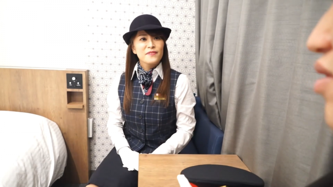ヤリたい盛りの既婚者たちがナンパ中出しでハッスルsex！ヤリマンで人妻、あまりにもギルティ…　② gallery photo 3