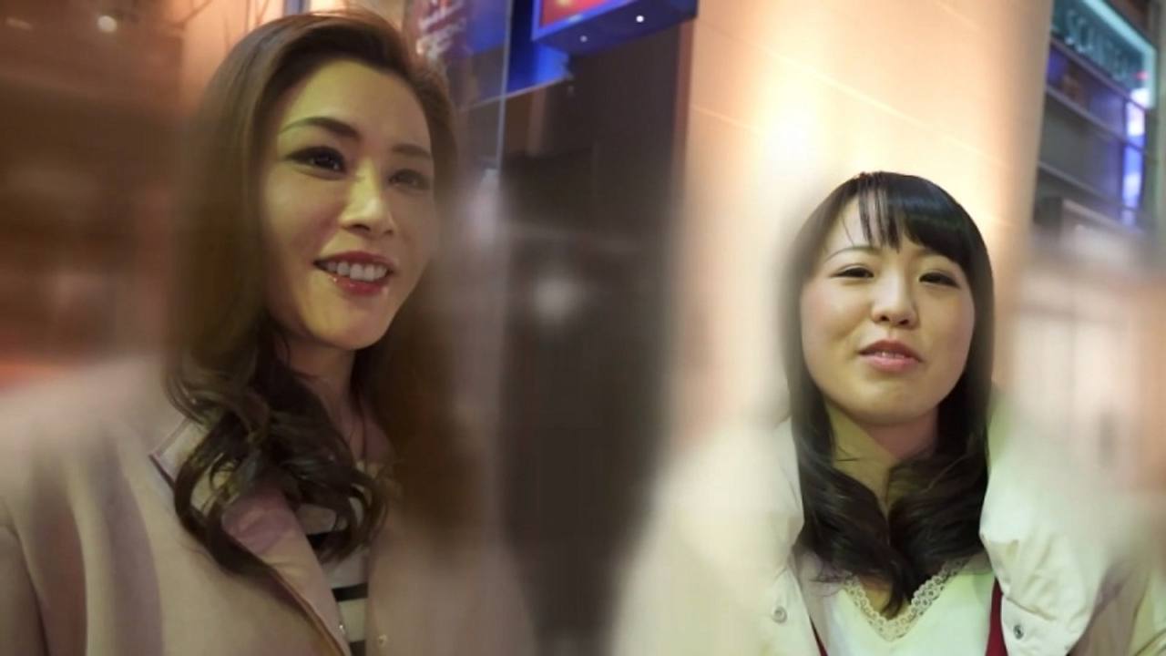 【熟女 / 本能】「これは浮気じゃないから大丈夫よ…」心の穴、孤独感、寂しさに付け込んで見てる前で辱められてイク！【4/12】 gallery photo 1