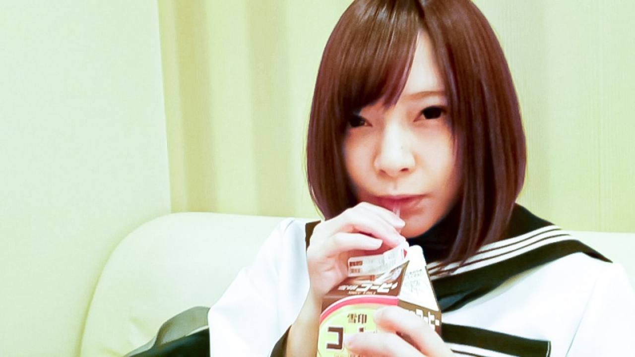 【ゆきﾁｬﾝ / 個撮】アイドル級の制服美女にバニコスさせて大量種付けっス！ gallery photo 1