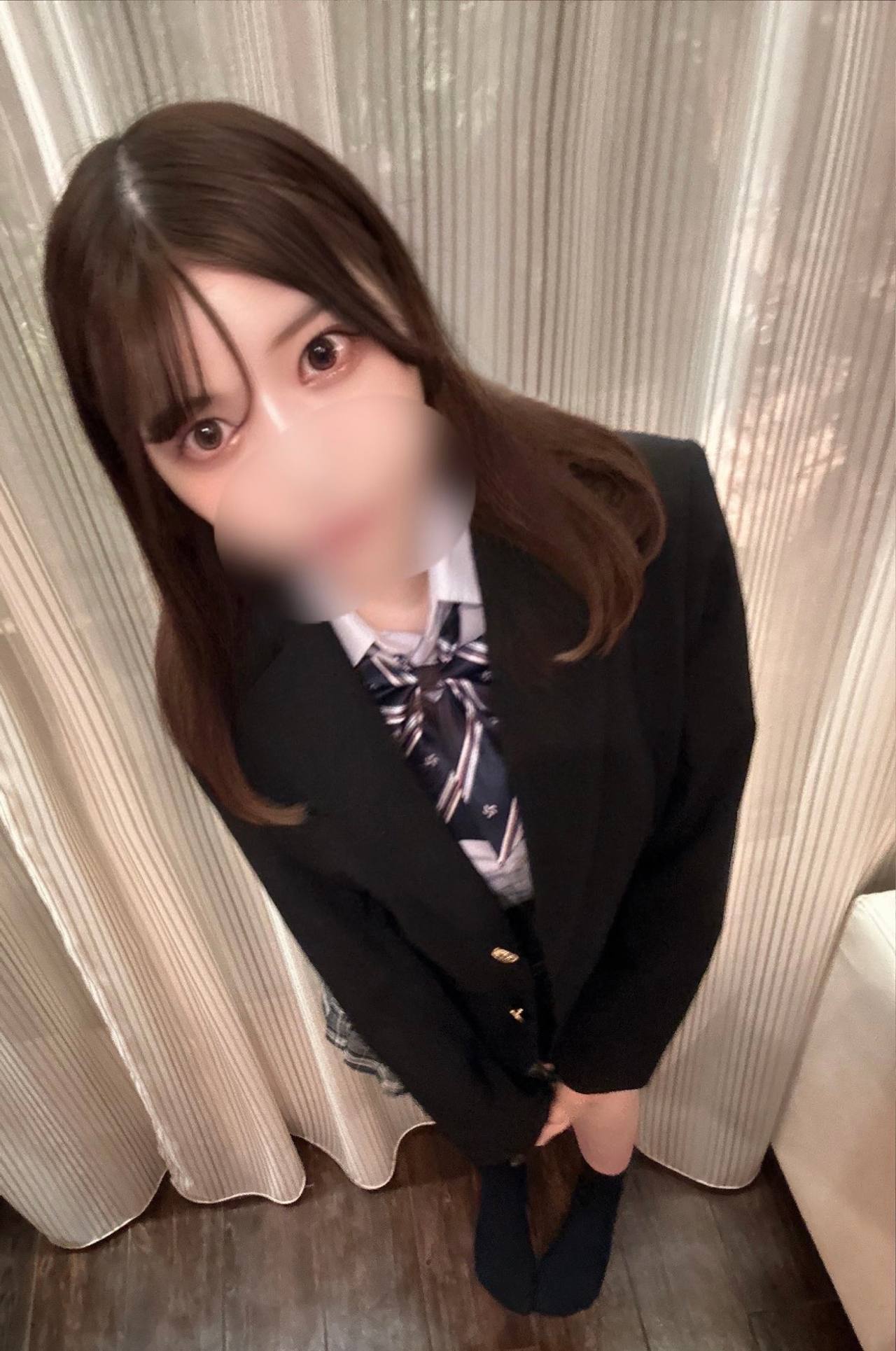 【限定販売】まるで峰不二*のような衝撃的な神レベル美女を大発掘！生着替え＋シャワーをお届け！ gallery photo 1