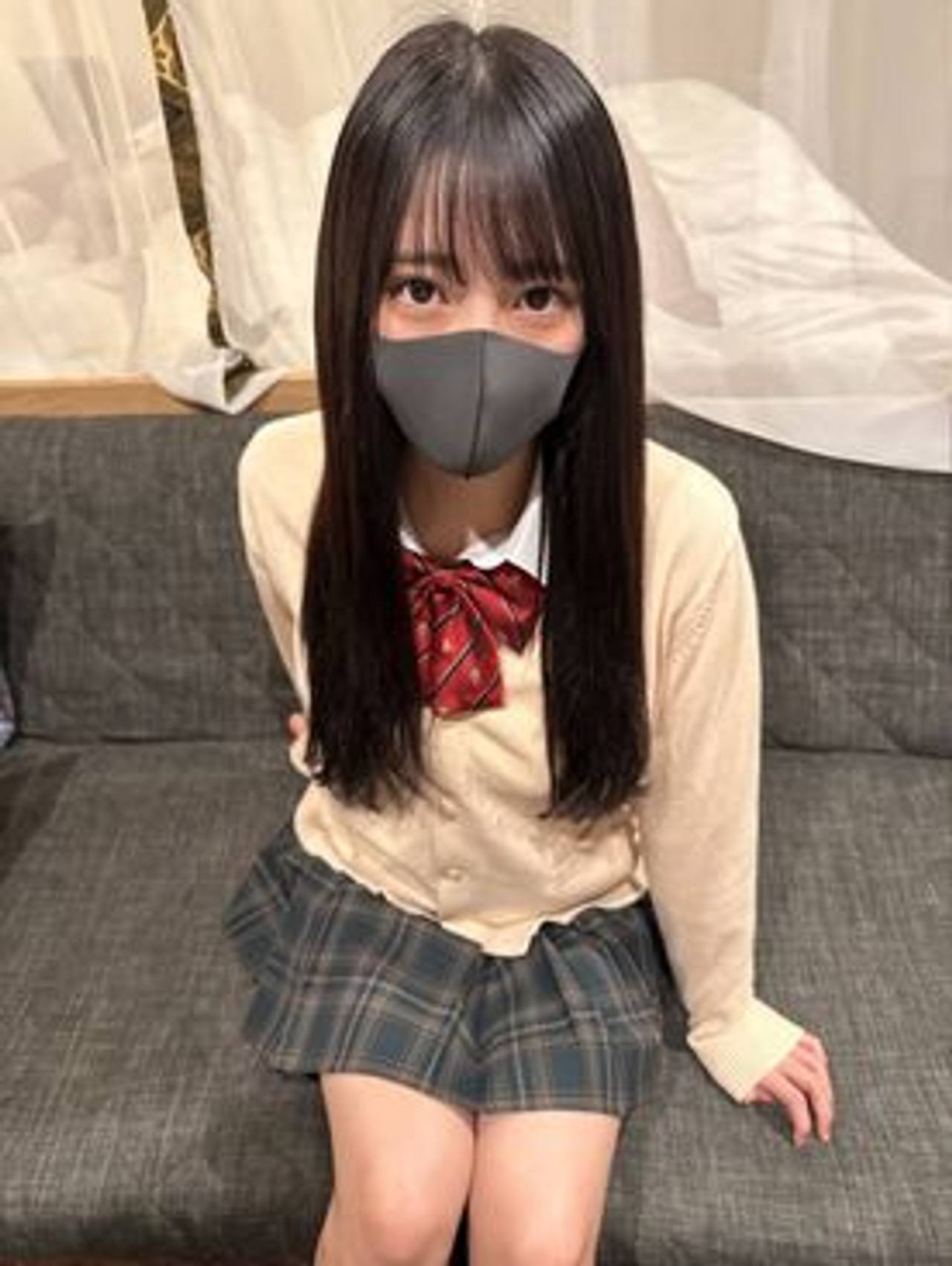 【史上最高奇跡の美女が登場！】まさかの…奇跡の再登場！Fカップゆあちゃんに大量****！ gallery photo 1