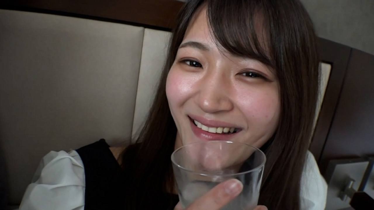 何も考えずにグイグイ行けば簡単にヤレる！ヤリたい盛りの既婚女性がナンパ男にハメ倒されてヤリマン堕ちしちゃってます♪⑧ gallery photo 3