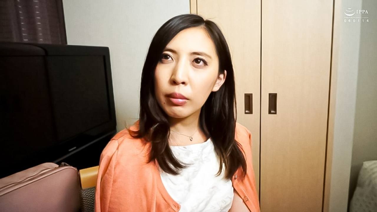 ※50本限定超特価※地味な人妻と個撮！清楚に見えて実はヤリマンな人妻さんは締まりが違う！ VOL.1 gallery photo 4