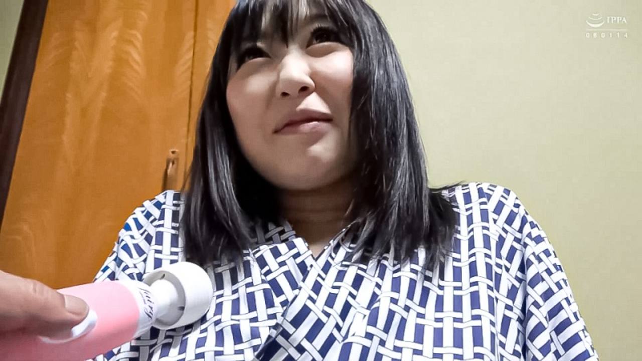 ※50本限定超特価※地味な人妻と個撮！清楚に見えて実はヤリマンな人妻さんは締まりが違う！ VOL.7 gallery photo 1