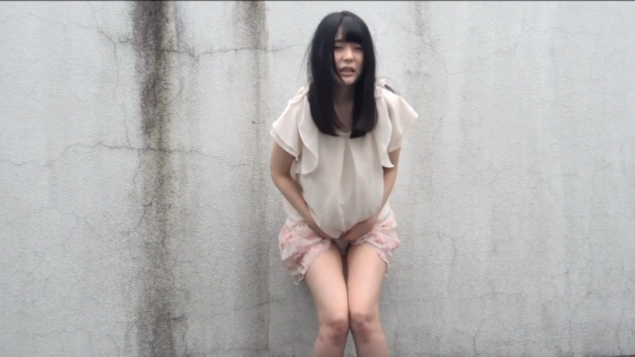 【期間限定大幅ｾｰﾙ!】彼女の友達がリモコンバイブで興奮して生チンを欲しがる様*がエロすぎです gallery photo 3