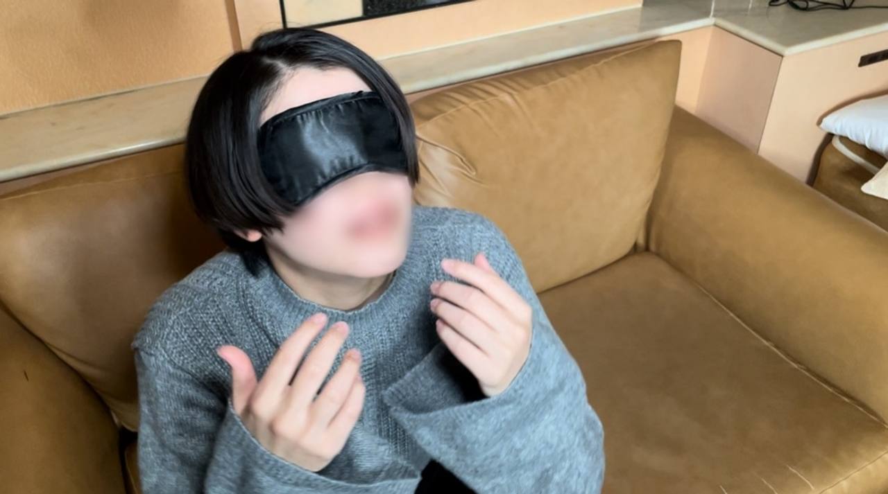 【神回】S級筋トレ美女はNTR中出しな件。潮まで吹いておちんぽをしゃぶって中出しまでされて〇〇くん、ごめんなさい。 gallery photo 1