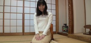 「無修正」ヒミツ かおり(31歳)