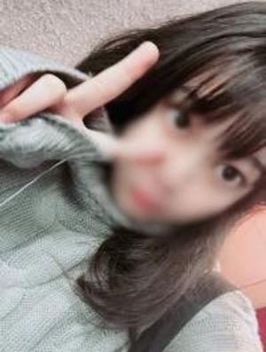 (流出)早期終了予定 『顔出し!元アイドルのハーフ美少女が顔に似合わない変態プレイ!喉奥セルフイラマチオでマストの口内射精からのごっくん』 初回特典有り