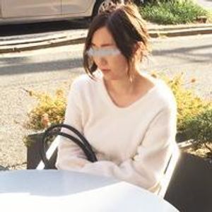 【無修正x個人撮影】会社が経営困難で哀愁が増すエキゾチックな子持ち人妻を調教!手マンしながら旦那に電話をさせてみるが…【#寝取られ】