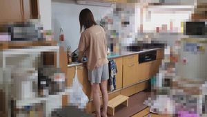 限定【個人】小柄でスレンダーな奥さん。旦那に金を奪われ失意の中他人棒に犯される