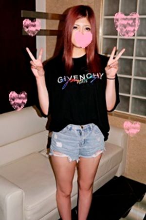 ★顔出し☆セックス大好き?エロBODYのヤリマン娘あやめちゃん21歳☆激反応!敏感デカクリ責め?濃厚な変態フェラ?激ヤバ騎乗位に暴発寸前?最後は大量中出し射精~?【個人撮影】※特典付き!