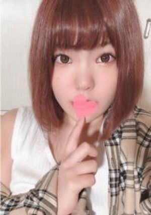 【無個撮】美尻を鷲づかみでぶち込んで髪の毛を振り払いながらイキまくるヤリマン女子にNGの顔面に発射したら目線がマジで怒ってましたwww