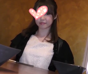 【個人撮影】会社の彼氏持ちの先輩をいっぱいのめせて酔わせてハメハメハ大王^^潮吹くまで手マン^^