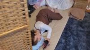 【個人】非常勤講師の高身長な奥さん、休日寝ているところに自宅へ回収しに来た他人棒に中出しされて放心