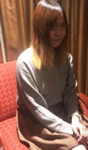 ※3800pt→1600pt【ハメ撮り・完全顔出し】うつむく表情に余計に興奮してしまい、中出し号泣。後半です