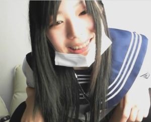 可愛すぎる!制服美女のオナニー配信