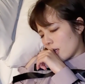 ??限定10個販売??普段は静かめな美女、SEXは『生』で『激し目』が好き??喘ぎまくり??