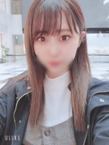 ※期間限定1000ptOff【顔出し・無修正】4月から看護師の少女を野外露出から洪水おまんこに連続中出し(57分)