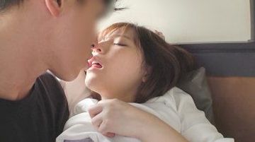 恥らう姿がカワイイ。シロウト史上一番恥じらってる!!