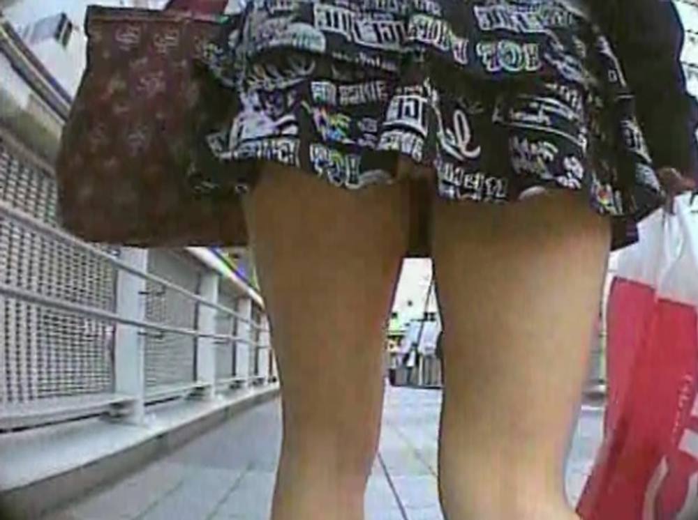 パンチラzoom up　③