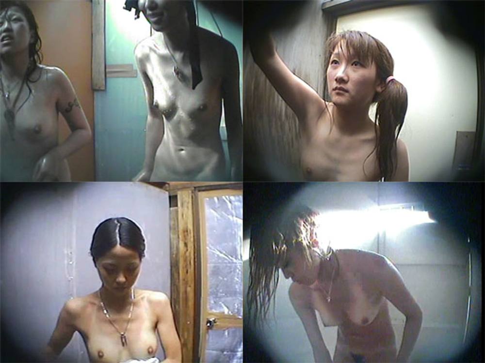 海の家シャワー室 **！！真夏のギャル丸裸 Vol.10