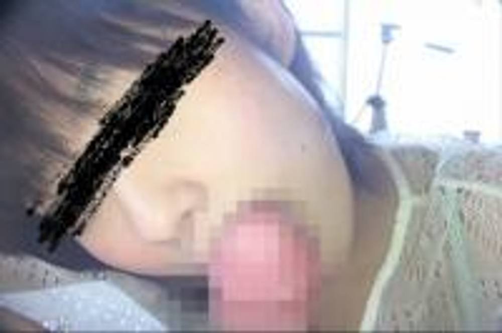 超カワ幼顔娘が精液三回もおねだり！可愛い顔でゴックン好きの****食べる女の子の即尺フェラ！！