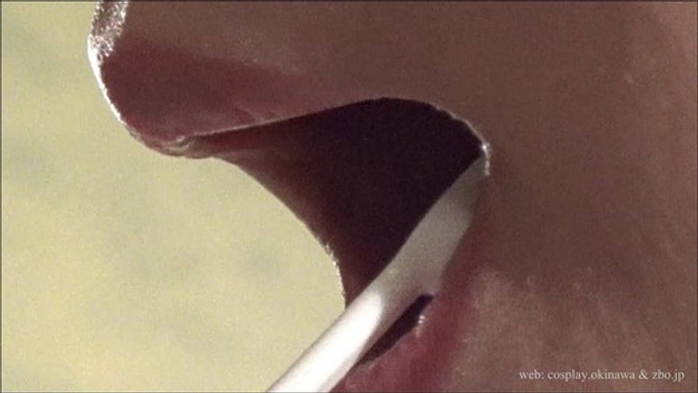 歯ブラシになりたい（外部から撮影）【フェチ:口・唇・舌・唾液・ベロ・ツバ・歯の超アップ映像】