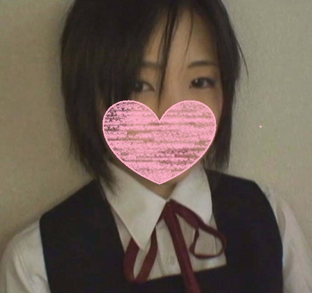 ※閲覧注意！成長期おっぱいの女子をおまんこくぱぁさせてガン突きセックス ハメ撮り