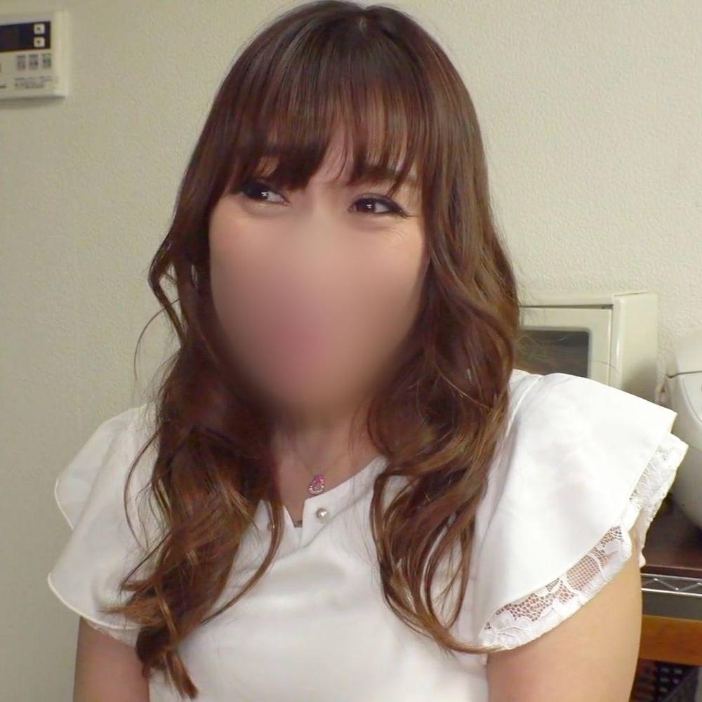 【素人】美意識高めな”美貌”人妻(41歳)と汗だく不倫セックス。 半年ぶりのチンポが他人棒で理性がぶっ飛び、中出し懇願してきました。