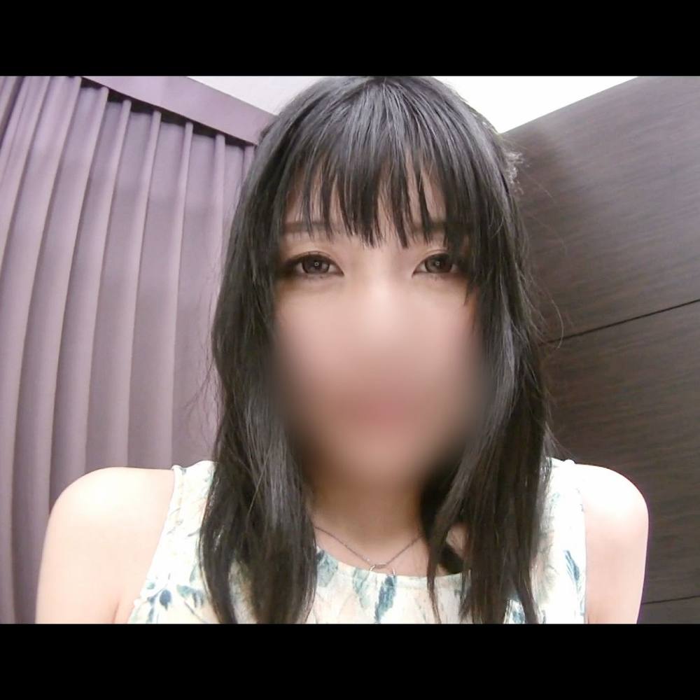 【素人／人妻】33歳おっとりした雰囲気の上品清楚なセレブ奥さま。おもちゃでトロけた巨尻ボディを激ピスハメ撮りセックス。