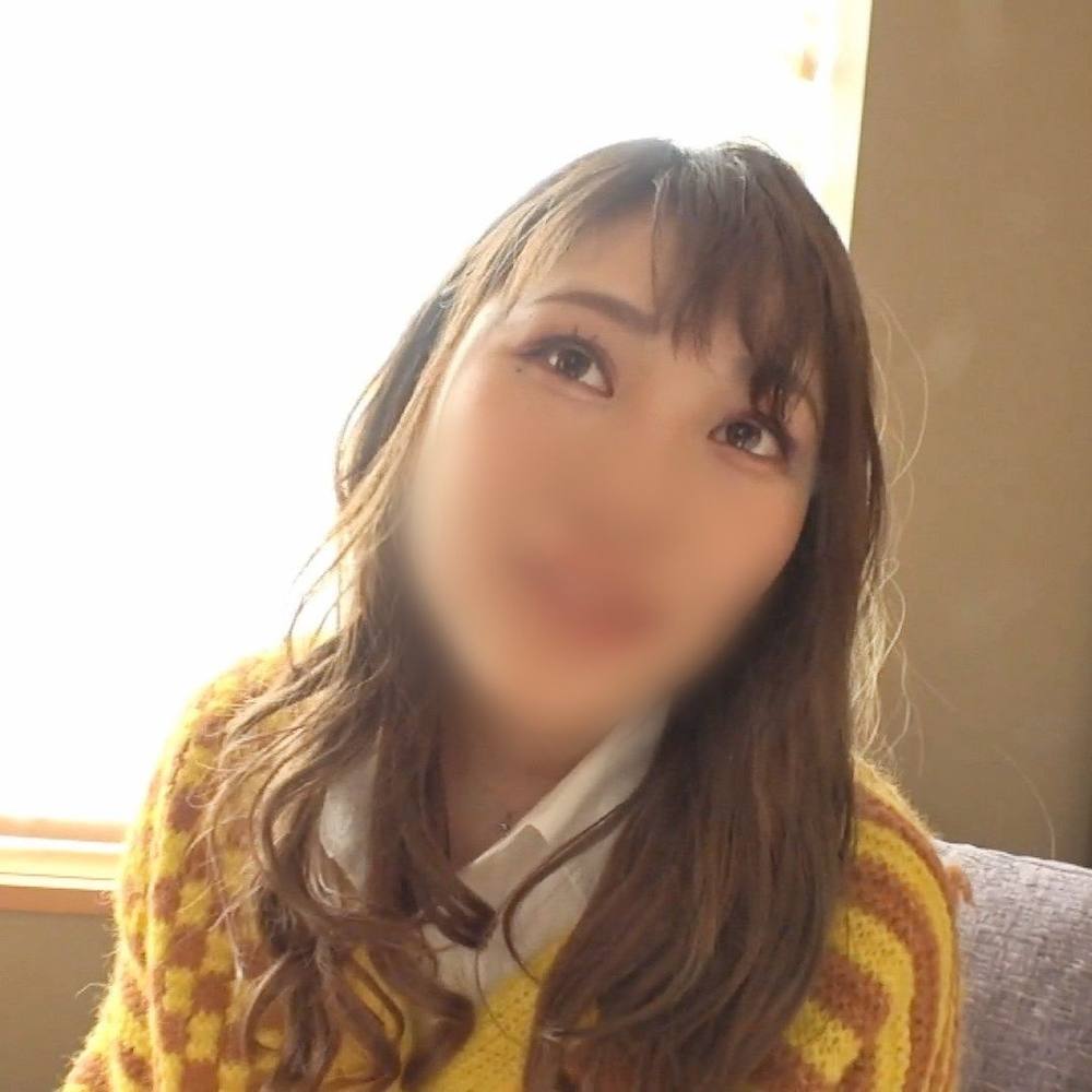 【素人／個撮】22歳ノリが良い茶髪ロングの美人ギャル。エロいランジェリー姿に大興奮のハメ撮りセックス。