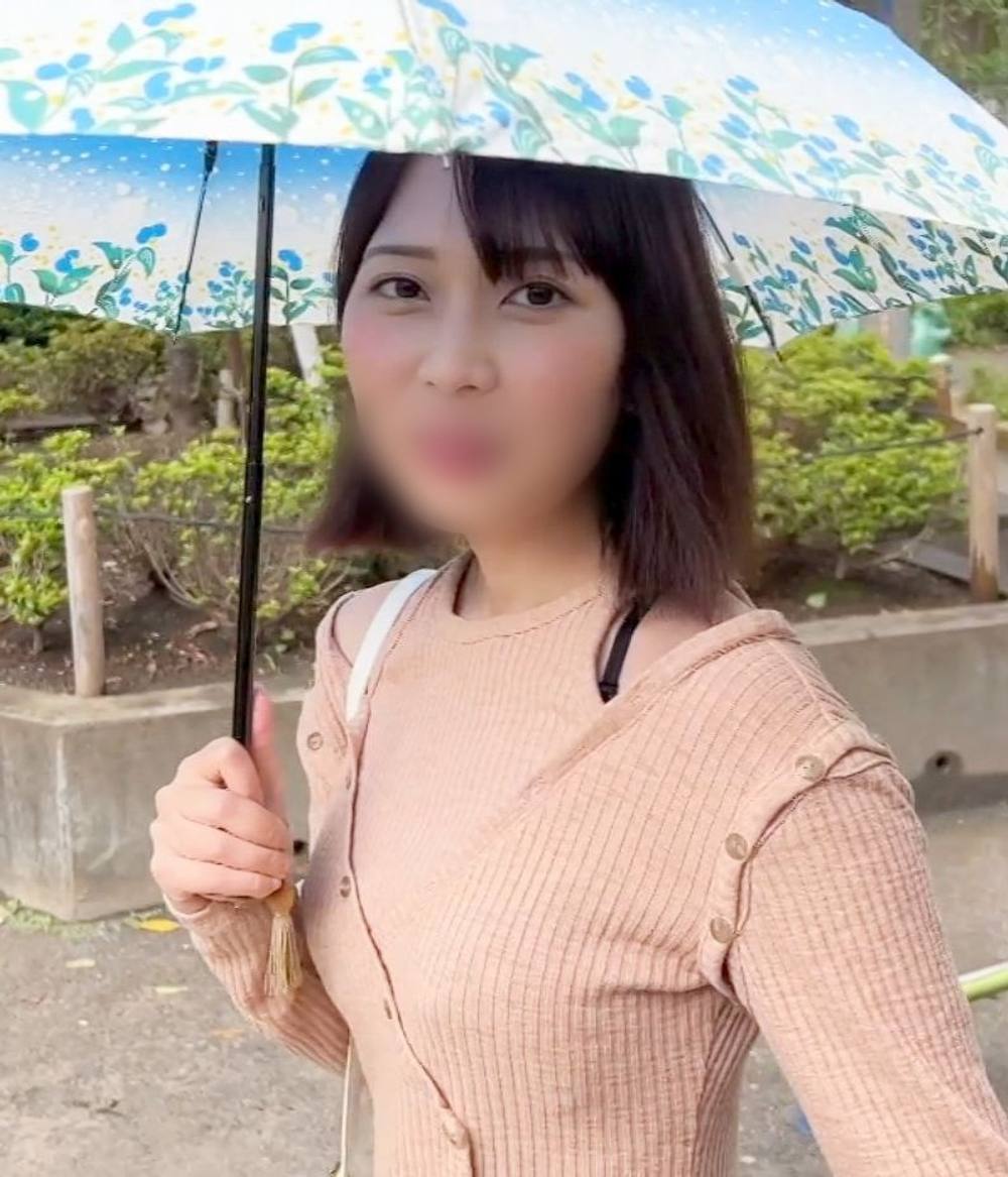 【素人】笑顔が可愛すぎてすでにメロメロになる美女！感度いい美乳揺らしてパコった恥じらいSEX