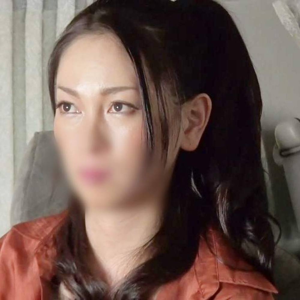 【素人】Eカップ美乳。スレンダー。38歳。人妻。きょうこさん。他人棒に夢中になり腰を浮かせ絶頂イキ。大量精*放出。