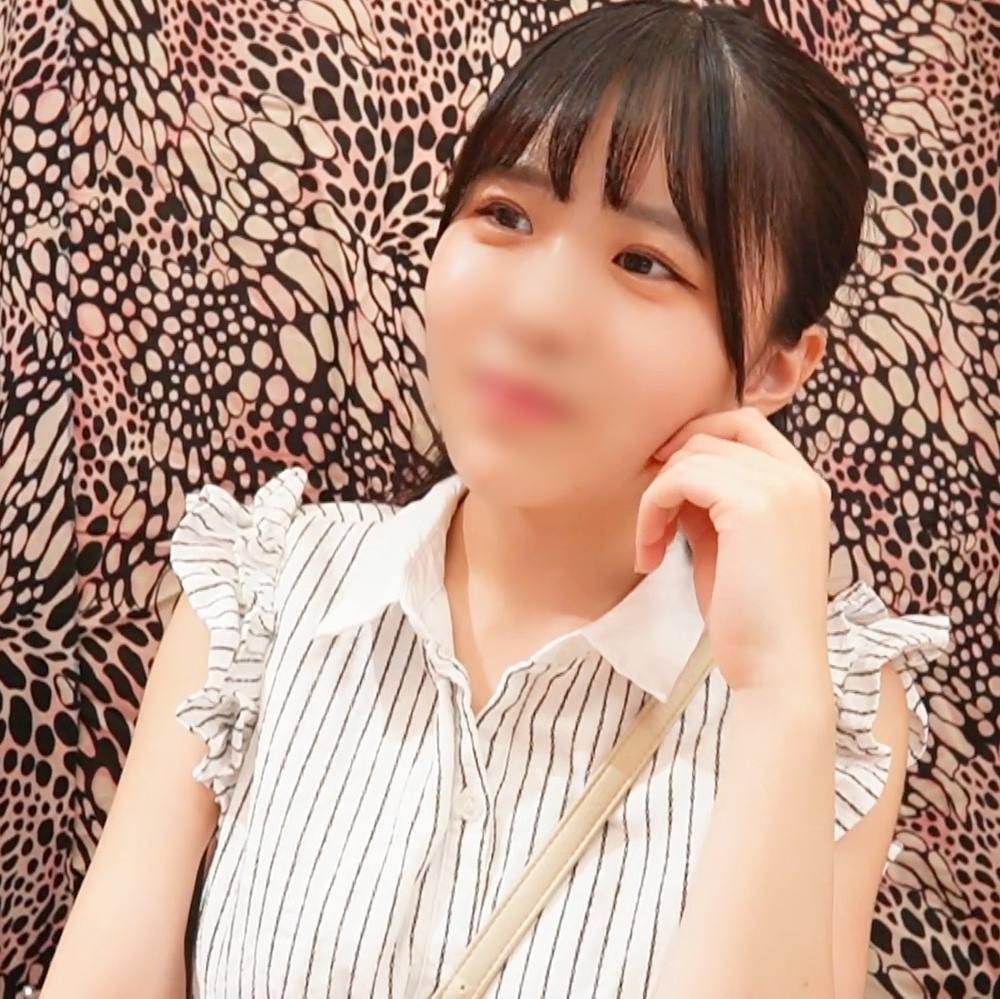 【素人・S級】アイドルっぽさがある清楚食べ歩き**”ちなつちゃん” 美味しいものを食べた後で機嫌が良く、2発の中出しと手コキで搾り取ってもらいました。