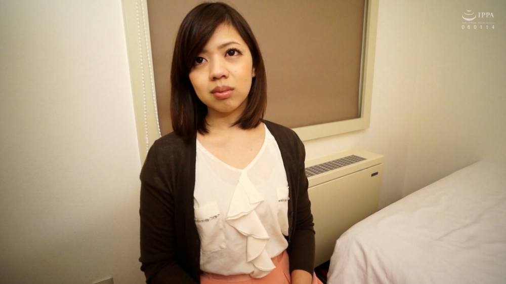 M851G07 美人若妻さんをナンパしてホテルに誘って不倫モデルをお願いすると…