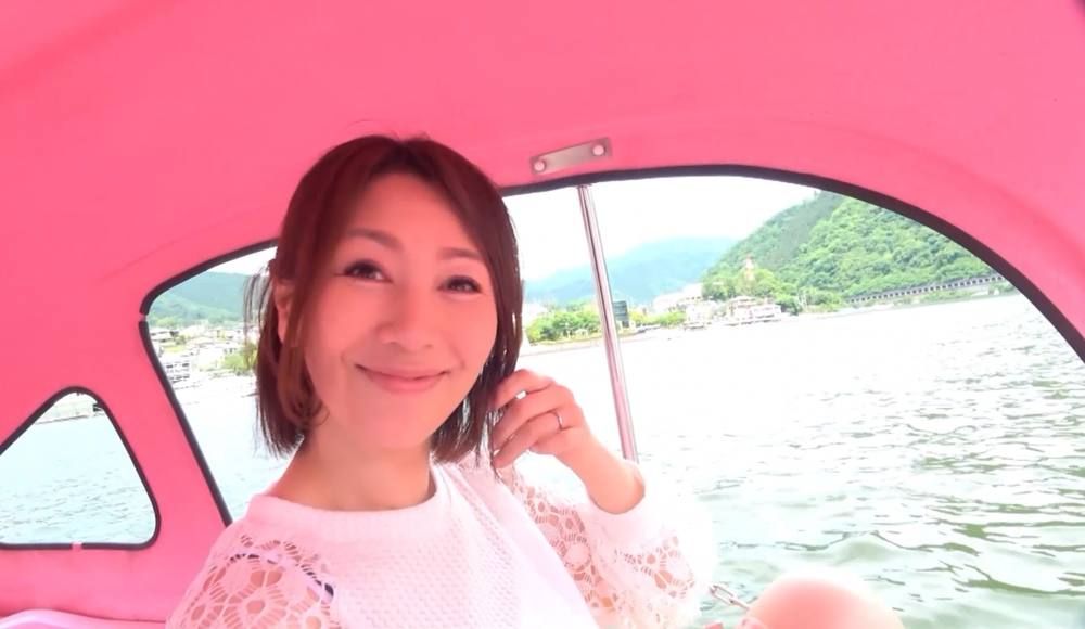 中出し人妻♥不倫旅行♥