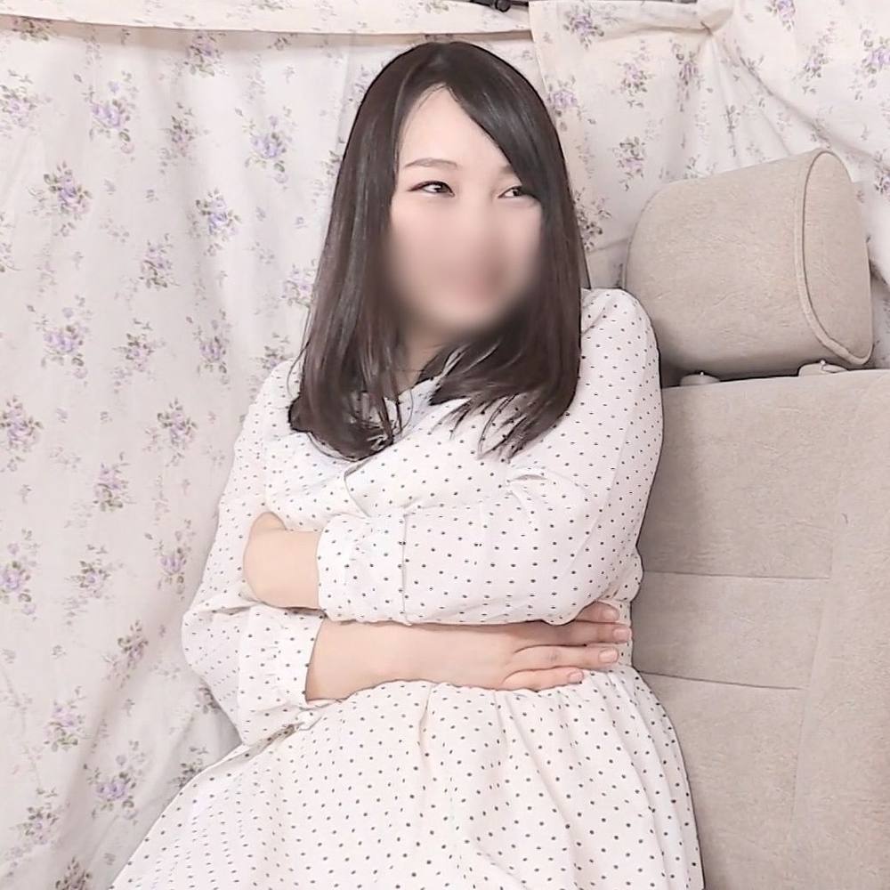 【素人／人妻】30歳おっとり雰囲気の童顔セレブ妻をナンパ。色白巨乳おっぱい揺らしてイキ淫れる中出しセックス。