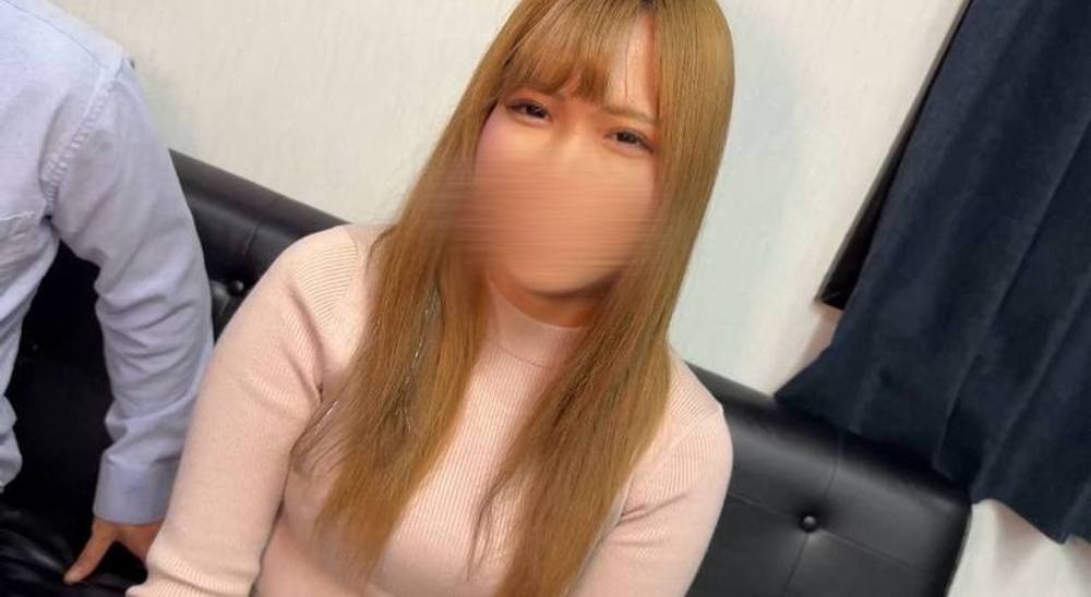 【完全素人】愛嬌抜群で超エロい!ムチムチでたまらない美尻を弄んで有無を言わさず生挿入。流れで中に出しました。