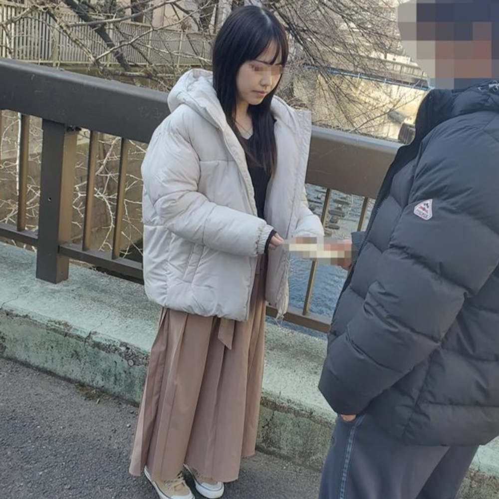 返済遅れて念願の新居で旦那の知らない間に他人棒で夫婦の神聖な部屋とカラダを汚され*宮奥に中出しされる浪費妻。