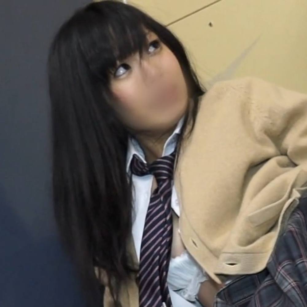 *削除注意 制服美少女 ハメ撮り ゴム無し大量中出し ※個撮 限定 素人