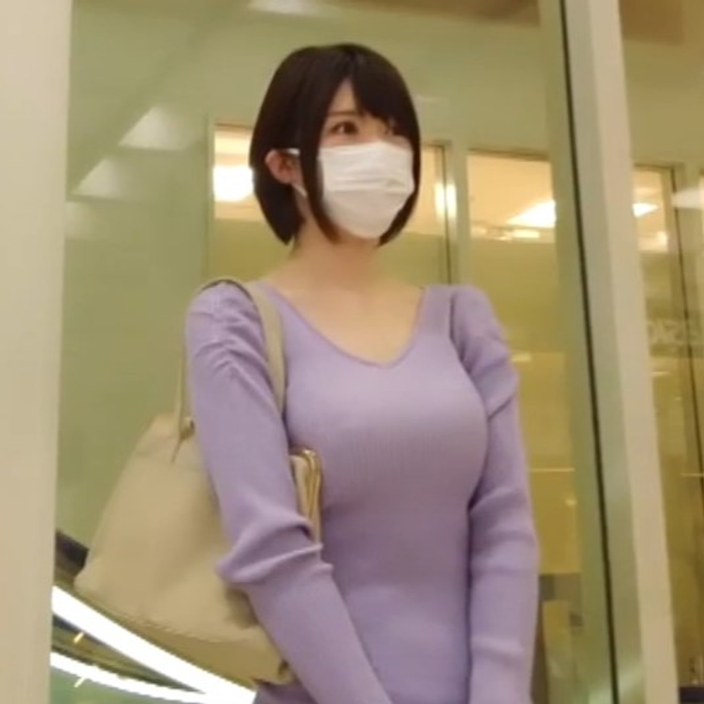 都内の某病院で働く26歳の巨乳(Gカップ)で清楚な看護師との性行為映像。いやらしい身体を大量精*まみれに。※数量限定販売