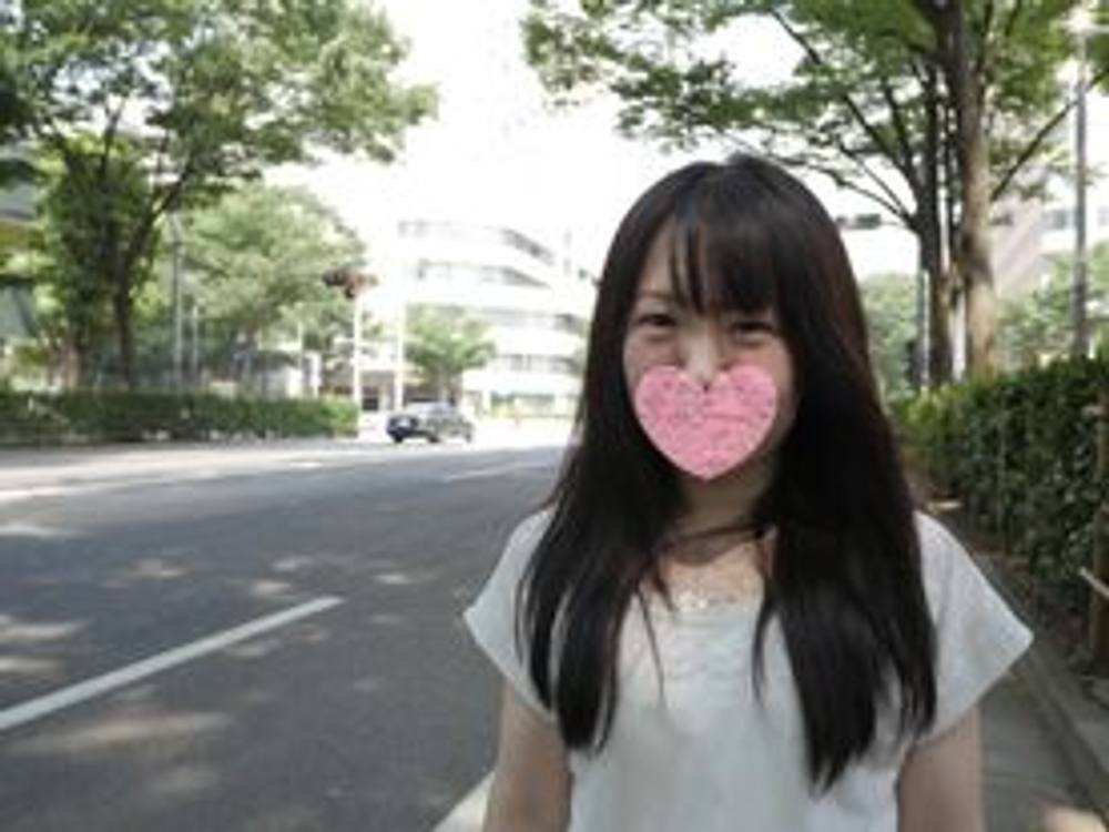 【無修正・高画質ZIP】恥ずかしがり屋な未来ちゃん(20)の肛門、おまんこ丸出し写真（127枚）