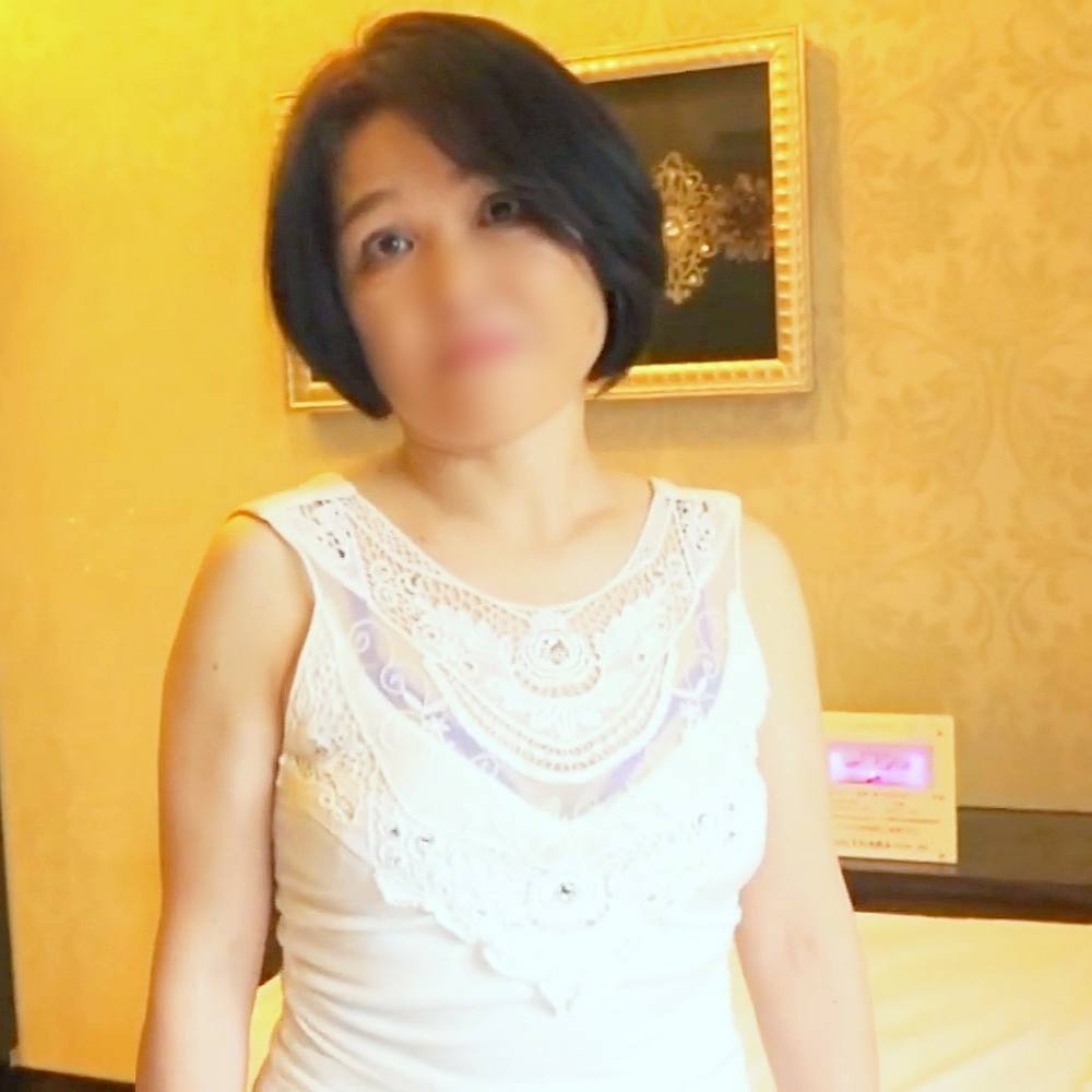 【素人】完熟専業主婦が8年ぶりのセックスに大歓喜。 クール系でも***感情が露わになるほど乳首舐めで気持ちよくなってます。