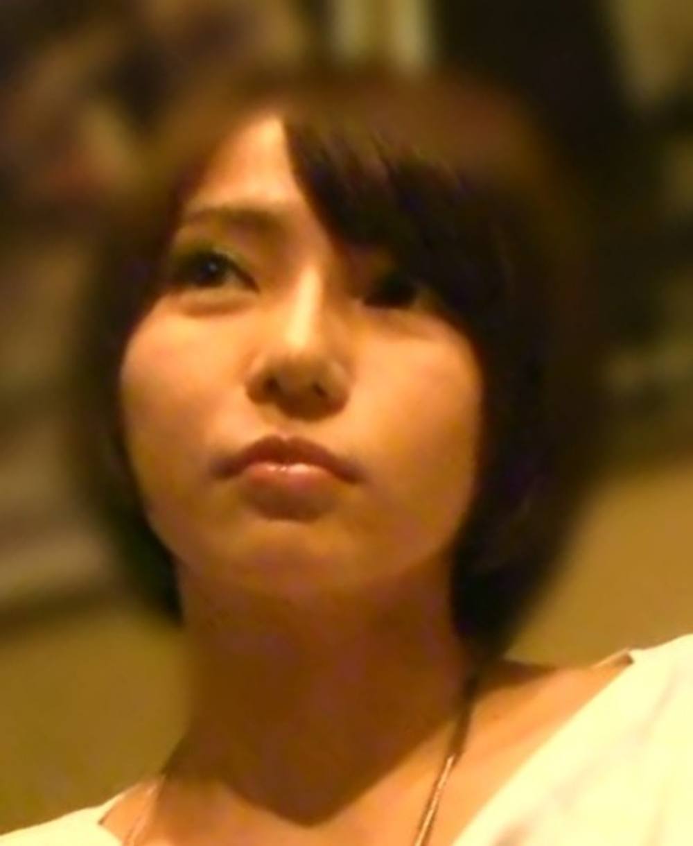 【素人】美人OLが会社の上司に誘われそのまま中出しセックス!!!!