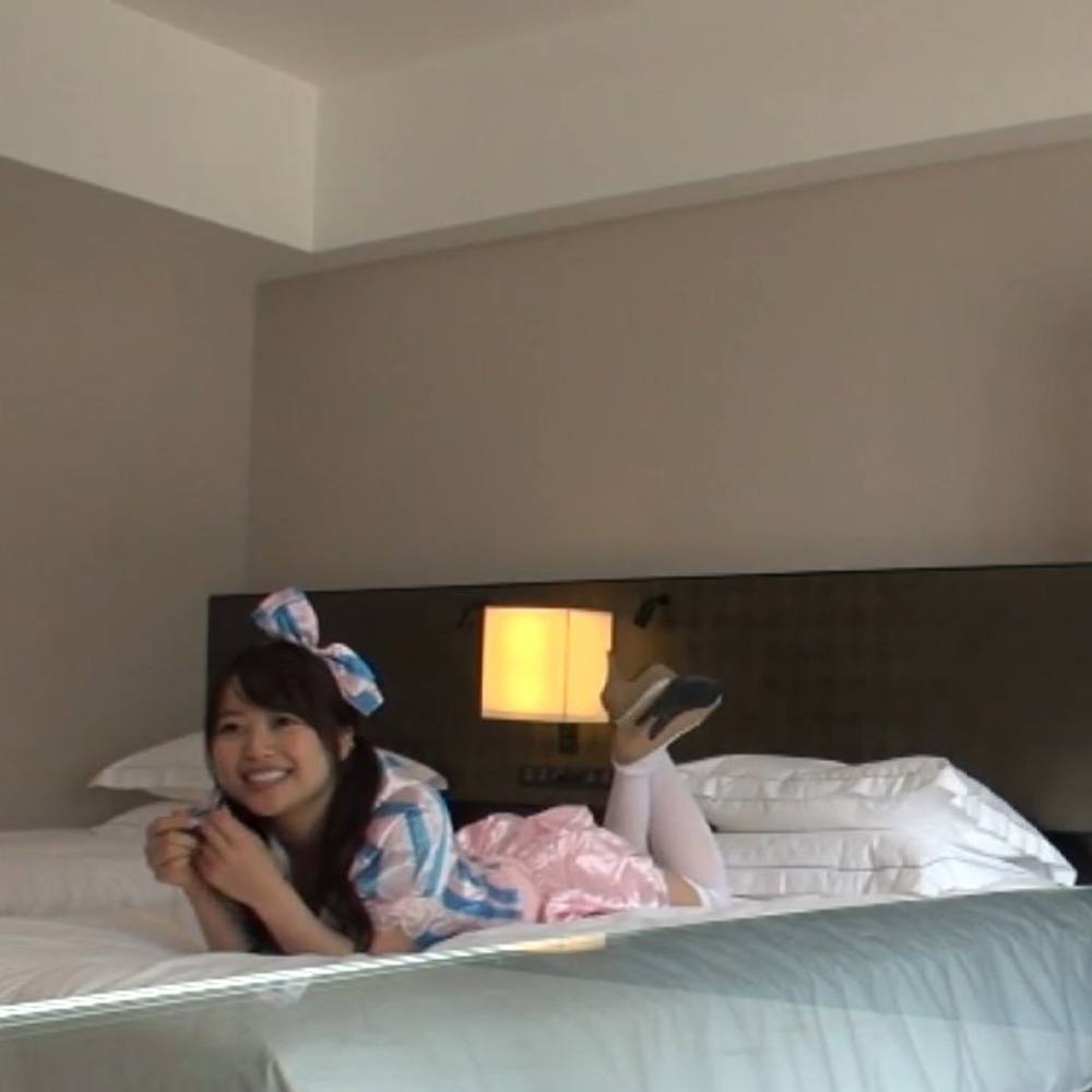 【個人撮影】駆け出しのアイドルを個人撮影に誘って中出しエッチしちゃいます【即削除注意】
